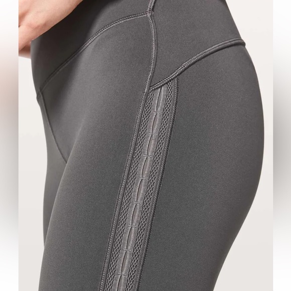 Lululemon Wunder Under High-Rise 7/8 Tight (Awaken) 25"
Dark Shadow Grey - Picture 4 of 12